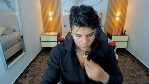 Snapshot of karolandluna chatting on 06.09.26 Karol and Luna online show from 06.09.26