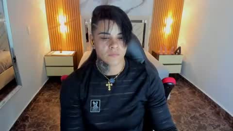 Snapshot of karolandluna chatting on 06.18.26 Karol and Luna online show from 06.18.26
