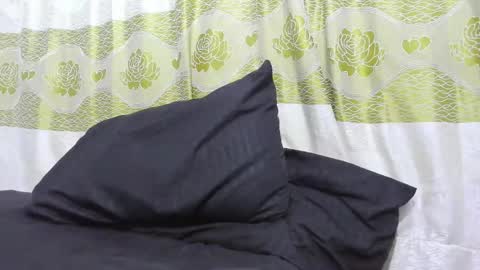 Karolinstagram.karoli sanz online show from 02.21.25