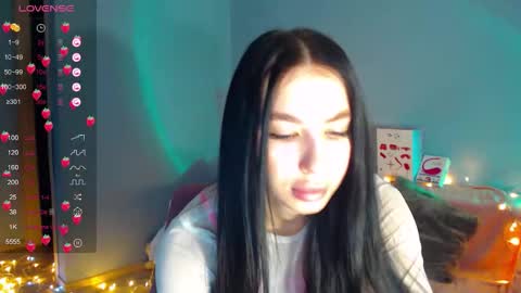 Kira online show from 09.16.25