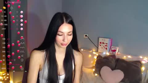 Kira online show from 11.15.25