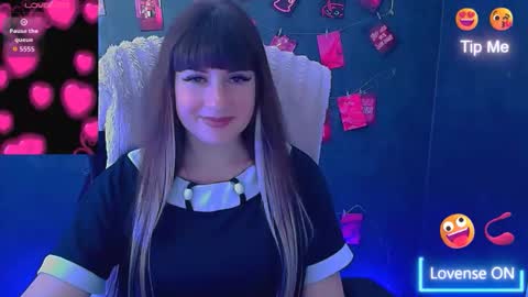 Snapshot of karolina_mia chatting on 05.19.26 Caroline online show from 05.19.26