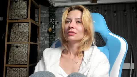 karoline121 online show from 09.27.25