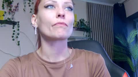 karoline121 online show from 04.02.26