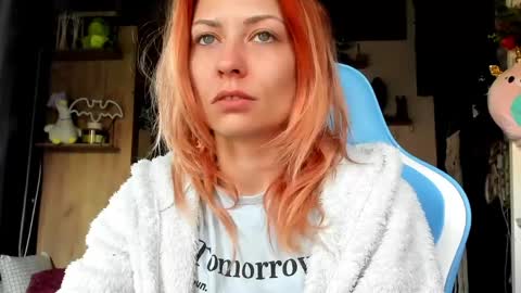 Snapshot of karoline121 chatting on 05.04.26 karoline121 online show from 05.04.26