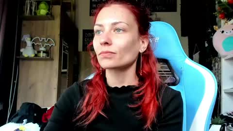 Snapshot of karoline121 chatting on 05.13.26 karoline121 online show from 05.13.26