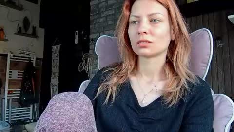 Snapshot of karoline121 chatting on 06.19.26 karoline121 online show from 06.19.26