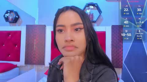 Karol online show from 10.13.25