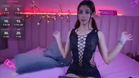 Greta Brown online show from 11.07.25