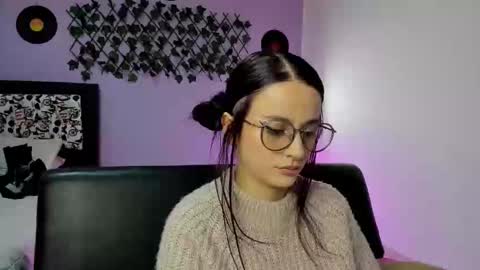 kassandra james online show from 12.02.24