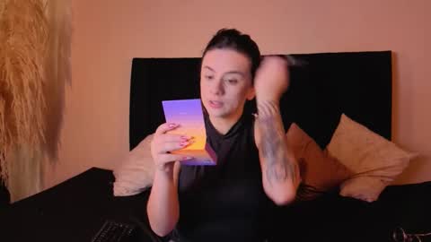 kassandra james online show from 12.19.25