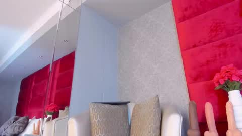 Kasandra Hall online show from 12.18.24