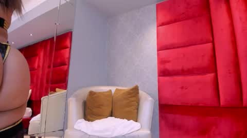 Kasandra Hall online show from 01.17.26