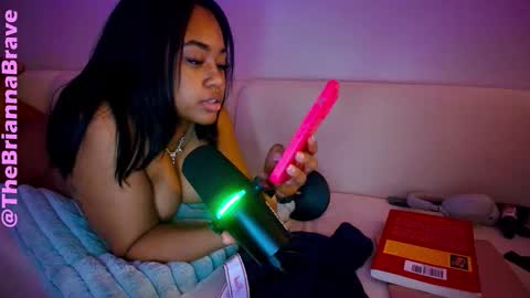 BriannaBrave online show from 02.10.26