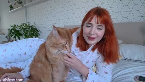 Snapshot of kat_here chatting on 12.02.24 Katya online show from 12.02.24