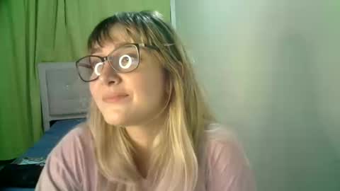 Snapshot of kat_pp chatting on 10.16.25 Kati online show from 10.16.25