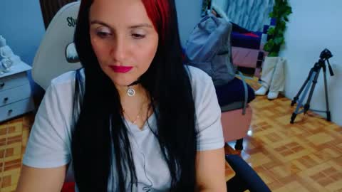 Snapshot of kataleya_29 chatting on 06.07.26 kate online show from 06.07.26