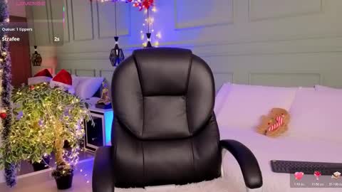 Kat online show from 12.16.25