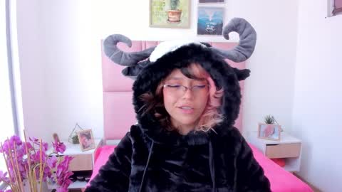 Snapshot of katalina_garcia chatting on 02.10.26 Kata Garcia online show from 02.10.26