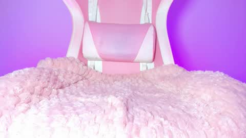 Snapshot of katalinaferreirax chatting on 12.16.25 katalinaferreirax online show from 12.16.25