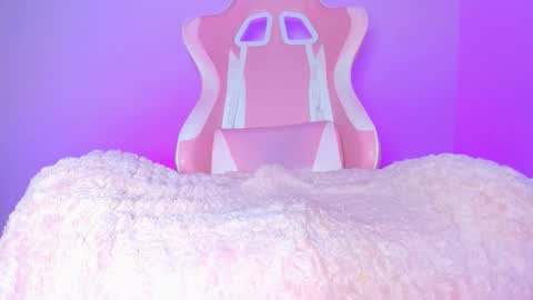 Snapshot of katalinaferreirax chatting on 12.20.25 katalinaferreirax online show from 12.20.25