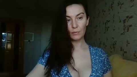 Snapshot of katalinaqe chatting on 09.15.25 KatalinaQE online show from 09.15.25