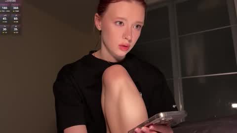 Snapshot of katana_white chatting on 03.01.26 meeellowmarsh - Instagram online show from 03.01.26