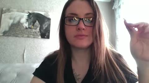 Snapshot of katarios_x chatting on 09.14.25 katarios online show from 09.14.25