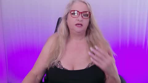 Kat D Sinclair online show from 02.26.25