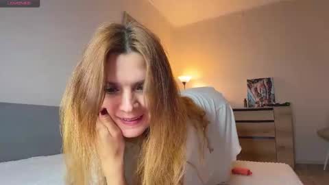 Kate online show from 11.03.25