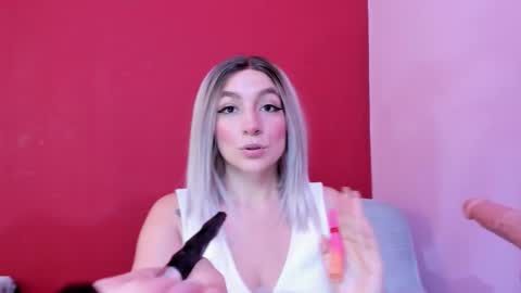 Snapshot of kate_bunny_ chatting on 11.05.25 Kate online show from 11.05.25