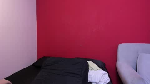 Snapshot of kate_bunny_ chatting on 12.17.25 Kate online show from 12.17.25