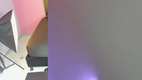 Snapshot of kate_bunny_ chatting on 12.21.25 Kate online show from 12.21.25