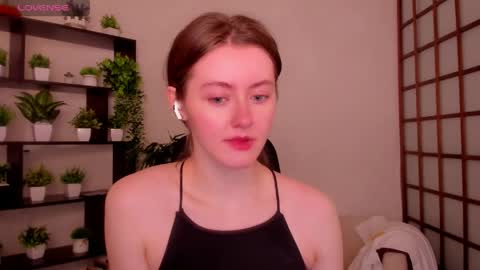 Snapshot of kate_cuddle chatting on 05.04.26 Kate online show from 05.04.26
