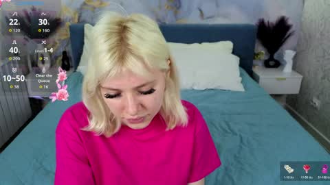 Snapshot of kate_krose chatting on 04.06.26 Kate online show from 04.06.26