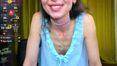 Snapshot of kate_millersi chatting on 04.28.26 Kare online show from 04.28.26