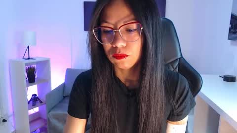 Snapshot of kate_owenns chatting on 09.17.25 Kate  online show from 09.17.25