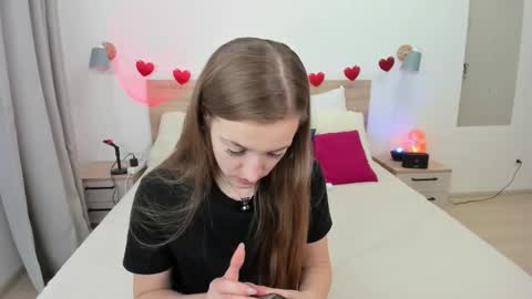 kate_redgar online show from 02.09.26