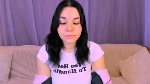 Snapshot of kate_ree_ chatting on 02.06.26 KATE online show from 02.06.26