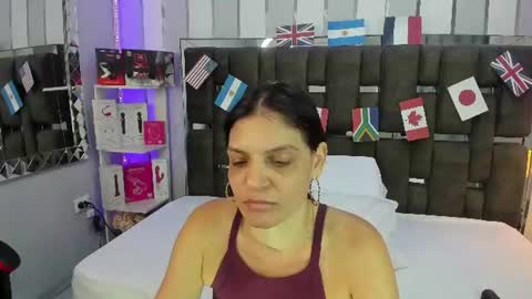 Snapshot of kate_roose chatting on 06.30.26 kate_roose online show from 06.30.26