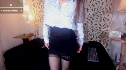 Snapshot of kate_thompson_ chatting on 05.09.26 Kathe online show from 05.09.26