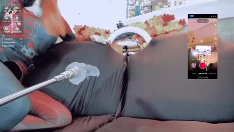 kate the pink girl online show from 03.04.25