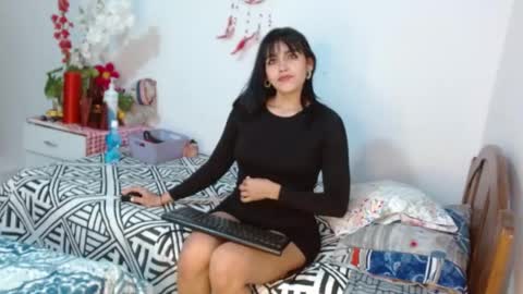 Snapshot of kateangelly chatting on 04.19.26 kateangelly online show from 04.19.26