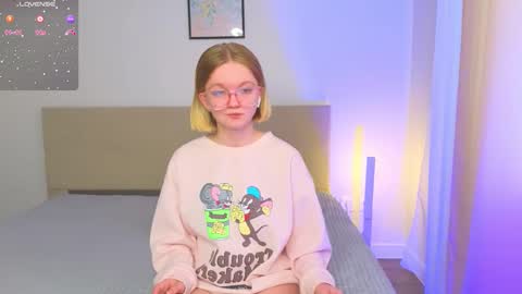 Snapshot of katebunnys chatting on 02.17.26 katebunnys online show from 02.17.26