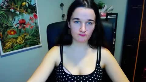 Snapshot of katedesire chatting on 12.15.24 Kate  online show from 12.15.24