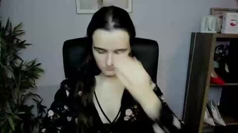 Snapshot of katedesire chatting on 01.26.25 Kate  online show from 01.26.25