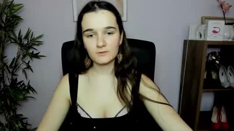 Snapshot of katedesire chatting on 02.02.25 Kate  online show from 02.02.25