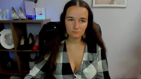 Snapshot of katedesire chatting on 09.14.25 Kate  online show from 09.14.25