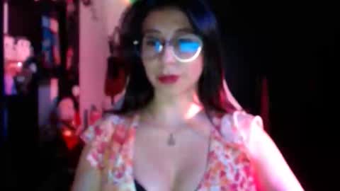 Snapshot of kateeen18 chatting on 05.14.26 Kateeen18 online show from 05.14.26