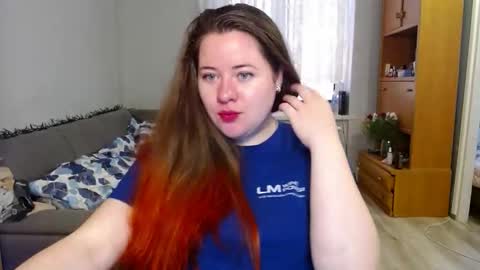 Snapshot of kateefox_ chatting on 03.12.26 KateeFox online show from 03.12.26